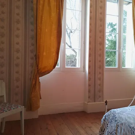 Maison De Maitre Xixe S. Avec Piscine Et Jardin - Fr-1-489-504